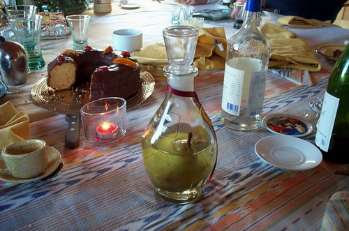 Sobretaula, pastís, cafè i licords. Foto Jordi Barba